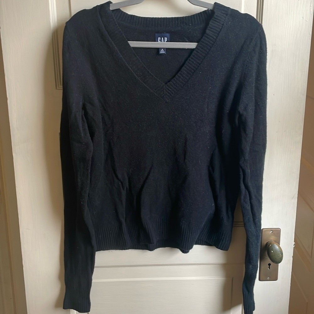 Gap v-neck sweater Sz S tall